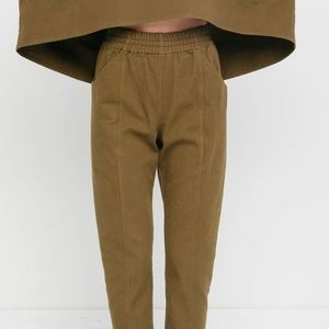 Elizabeth Suzann Olive Clyde 6T